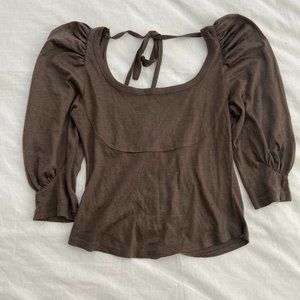 Elbow Length Sleeve Crop Top